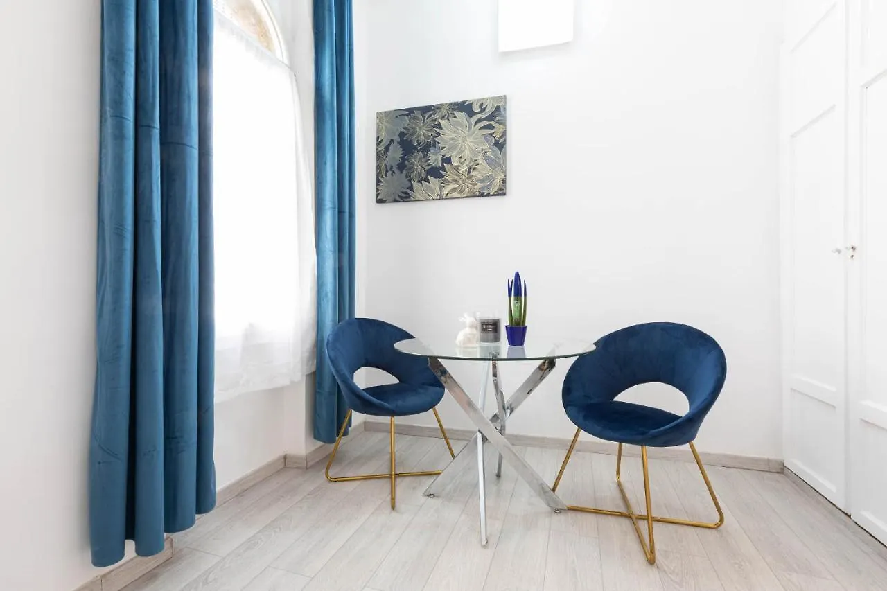 Trastevere Blue King Studio Suite - Top Collection Rom 0*,